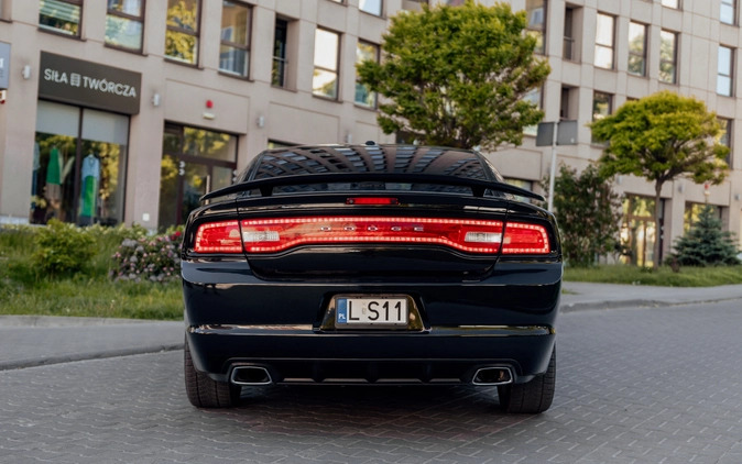 Dodge Charger cena 71000 przebieg: 211000, rok produkcji 2013 z Witkowo małe 232